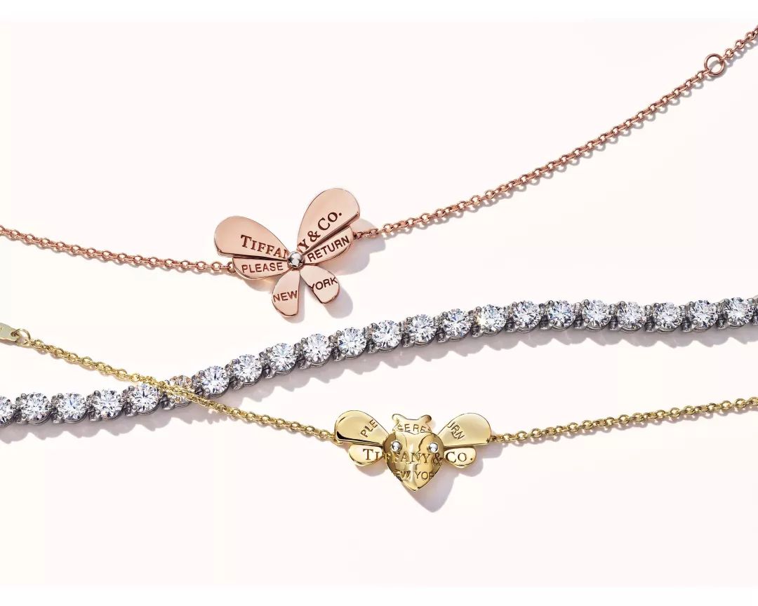 吴宣仪同款耳饰,吴宣仪亮晶晶的耳麦