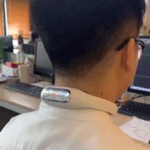 熬夜加班按摩,熬夜低头玩手机颈椎病