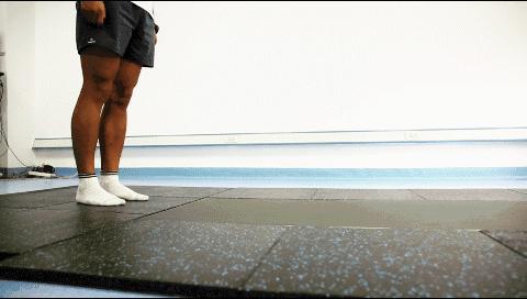 冰敷热敷崴脚,冰敷崴脚后更疼了