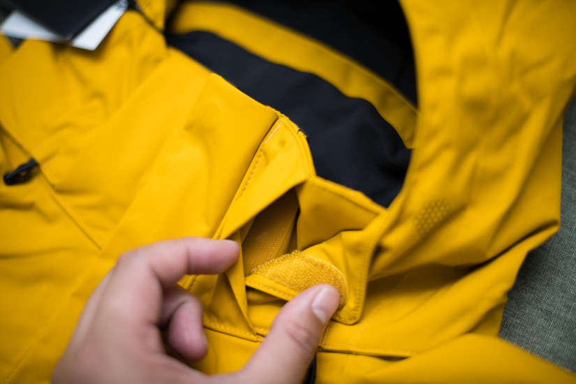 冲锋衣透气防水最好的是哪一款,2024年最火的冲锋衣防水防风透气