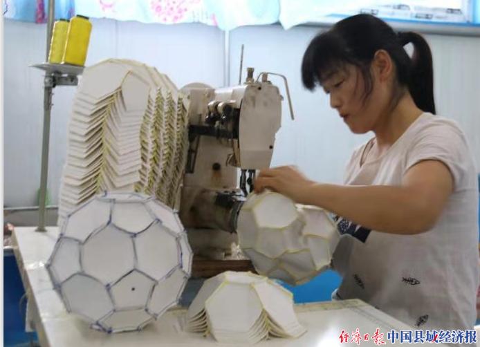 河南贫困户脱贫致富,乡村振兴致富车间