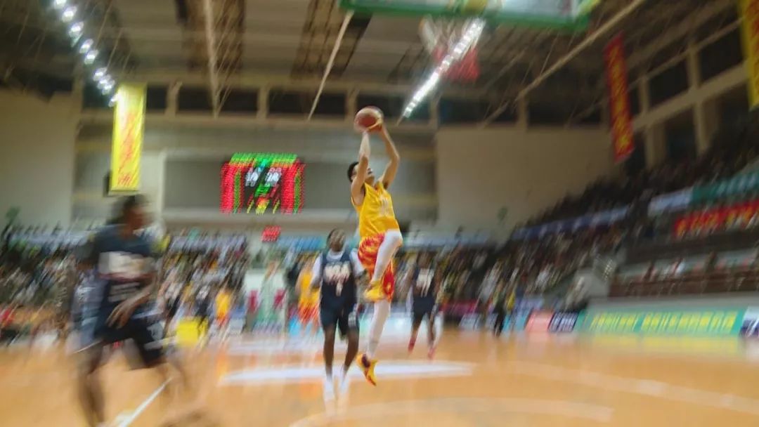 这个球赛精彩！大理花语牧场全明星队对阵美国鹰队