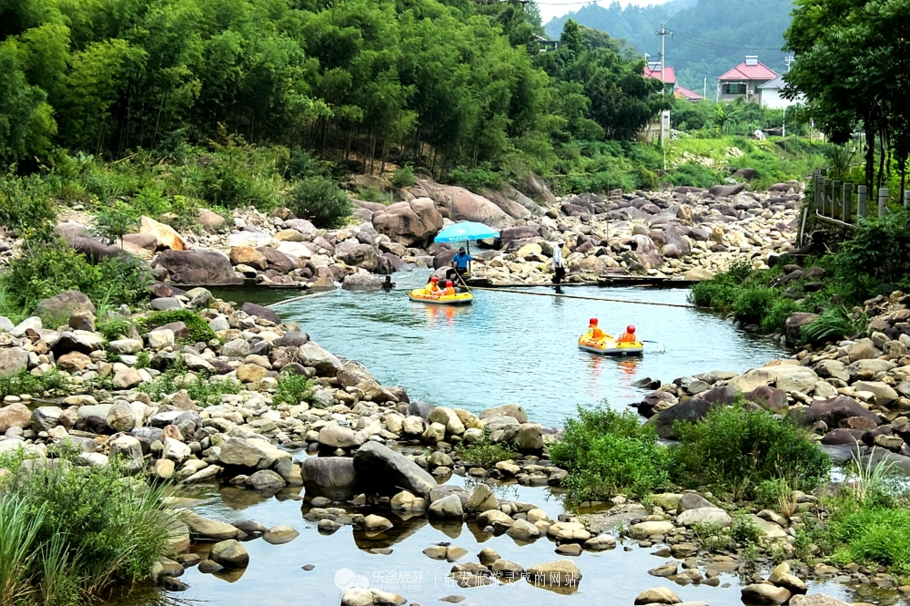 安吉高铁站到浙北漂流乘车,周末去安吉浙北大峡谷漂流人多吗