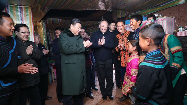 习*平近**总书记牵挂的民生事之“学有所教”篇