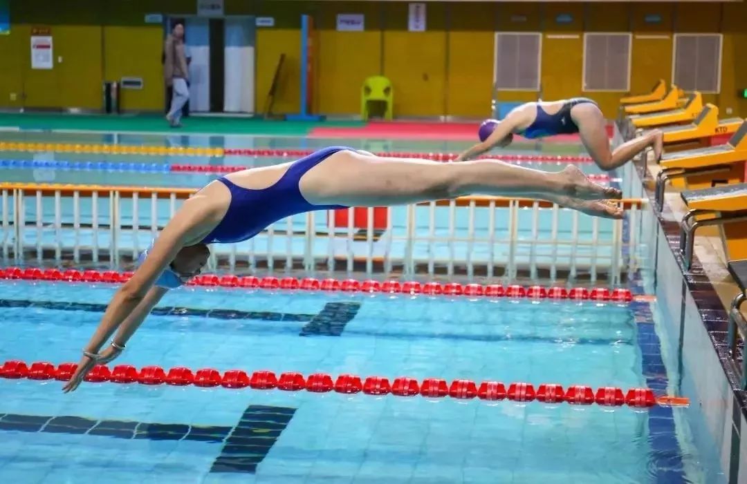 青白江健身训练营,八月健身馆