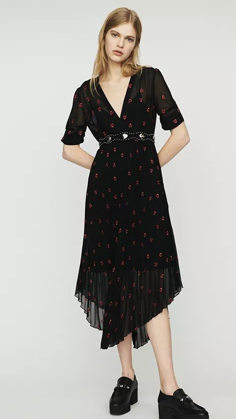 适合妈妈的时尚连衣裙有哪些,妈妈也适合穿的连衣裙