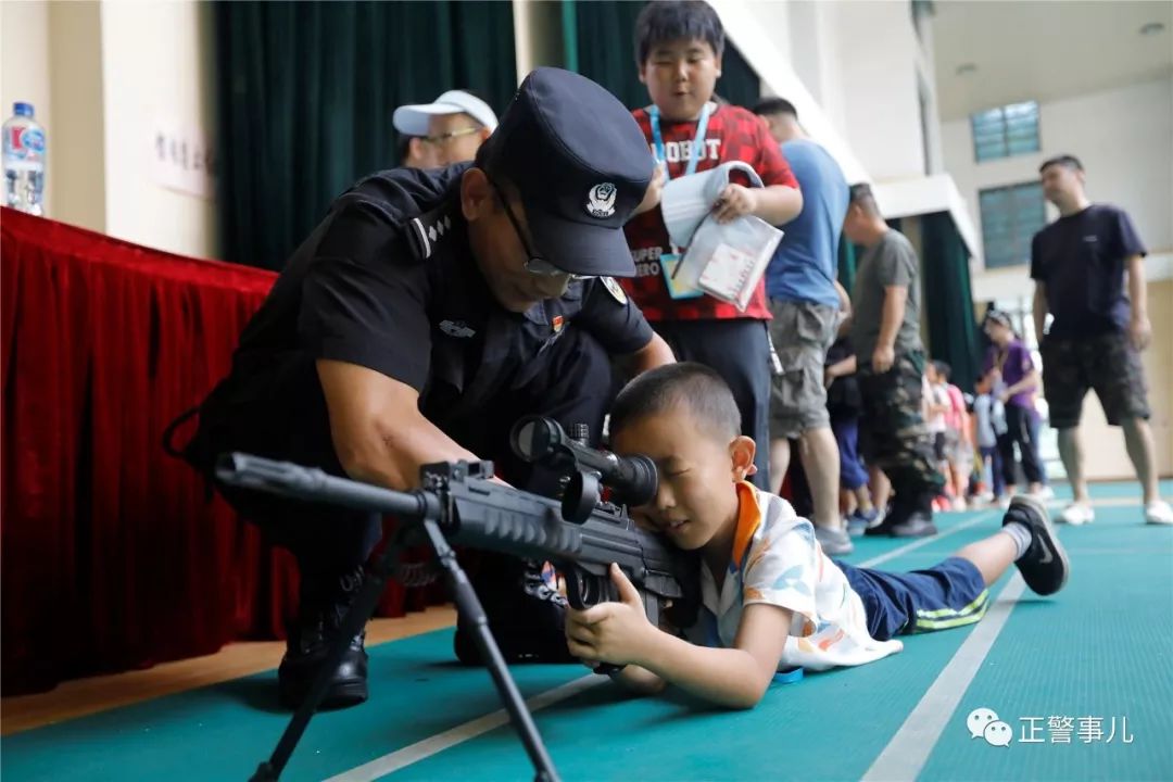 警察的孩子还用政审吗,警察的孩子涉嫌犯罪会丢掉工作吗