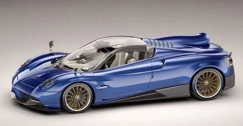 在V12引擎被人类灭绝之前，我决定吹一段唢呐，猛夸一顿