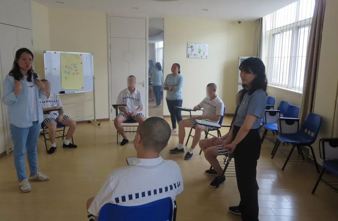 扶苗助长关爱明天——“沟通训练营”体验式项目开始啦！