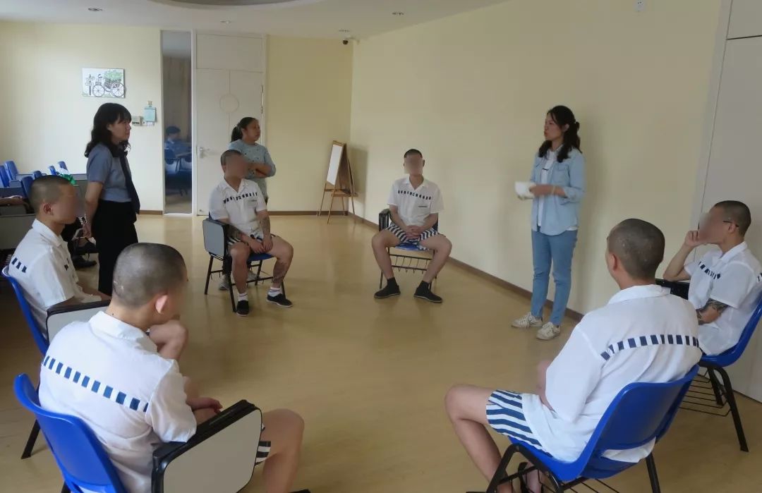 扶苗助长关爱明天——“沟通训练营”体验式项目开始啦！