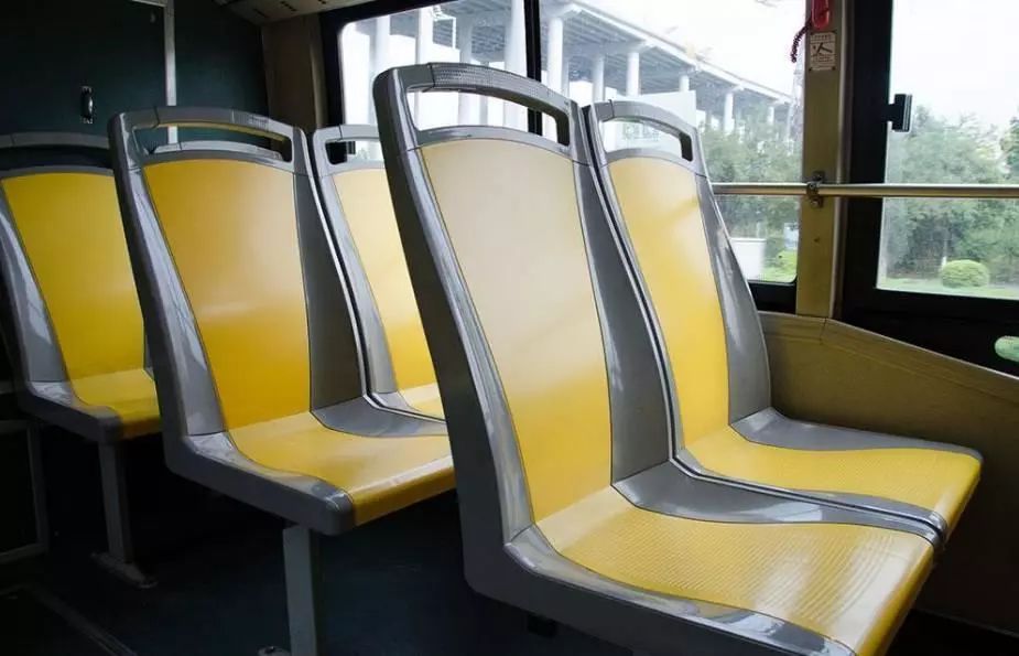 坐人家坐过的热凳子会得传染病吗,别人坐热的凳子能直接坐下去吗