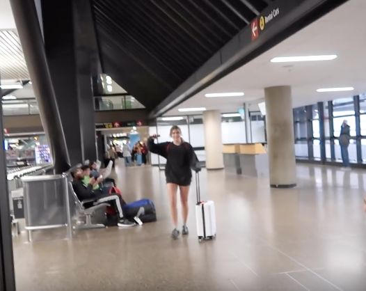 给约会软件拍视频带盐，这个网红博主被骂成筛子…