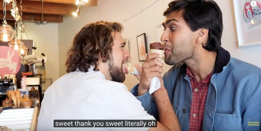 给约会软件拍视频带盐，这个网红博主被骂成筛子…