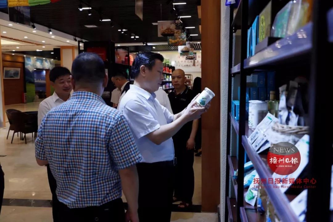 洽谈足球小镇，对接恒大……市长率队赴广东、天津