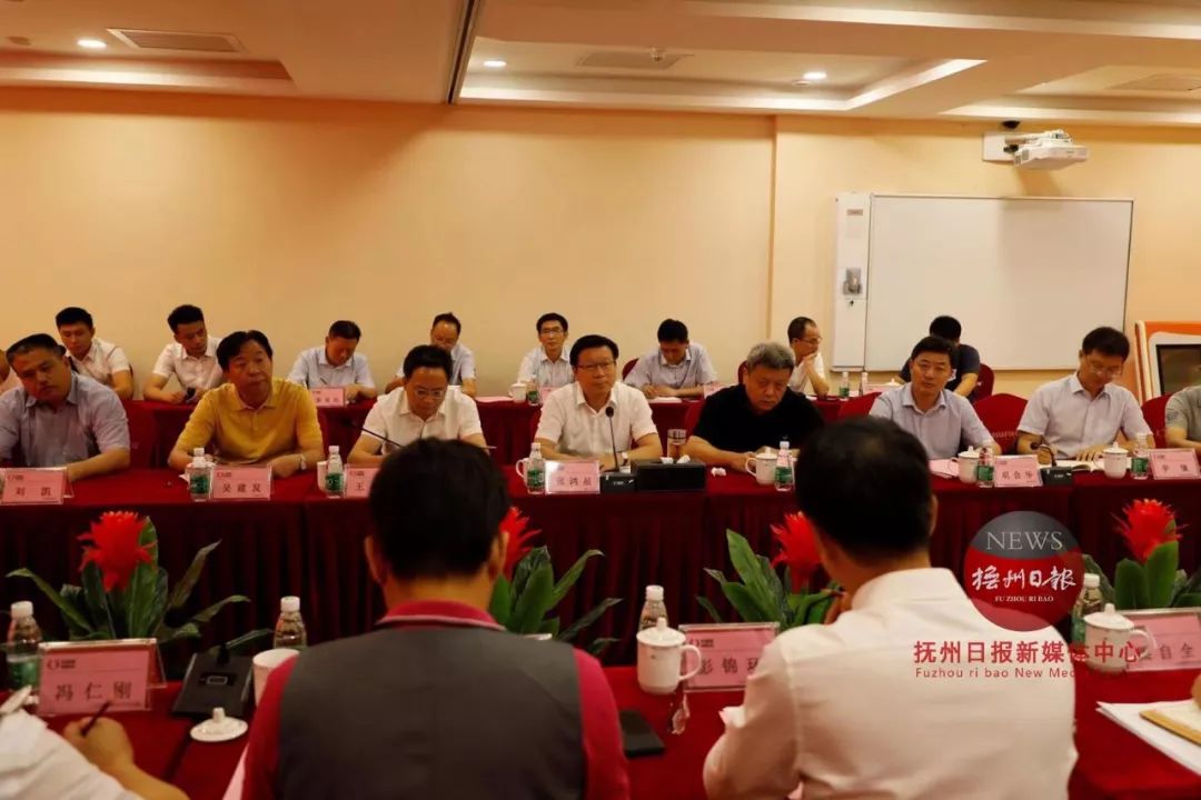 洽谈足球小镇，对接恒大……市长率队赴广东、天津