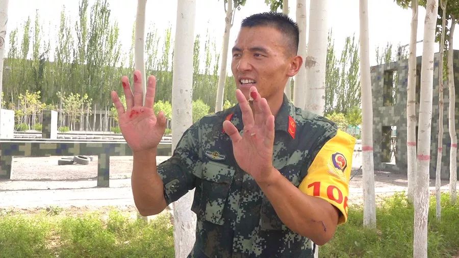 从这双手，带你走近一个有血性的特战队员