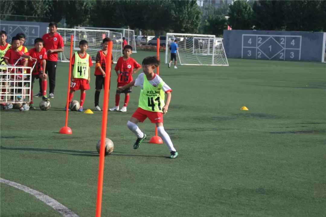 「青训」辽宁宏运足球俱乐部U9-U11梯队选拔训练营今日开营