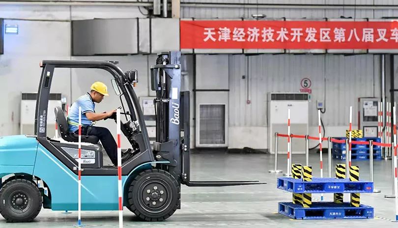 牛逼叉车技术,叉车师傅排行榜