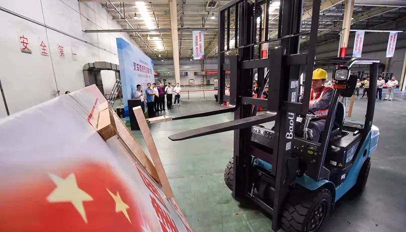 牛逼叉车技术,叉车师傅排行榜