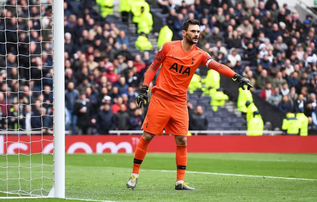 四连扑最强门将奥布拉克,年度十佳门将第五位