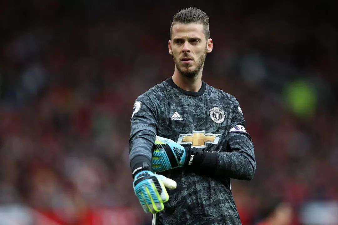 四连扑最强门将奥布拉克,年度十佳门将第五位