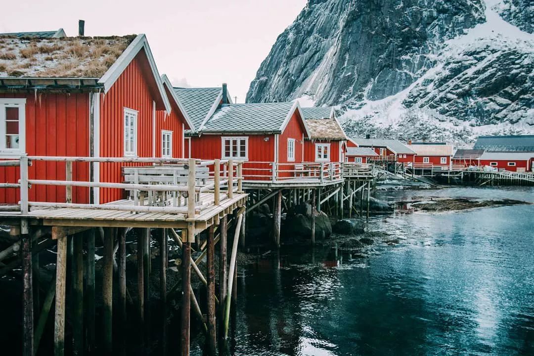 北极圈内的这个冷冽孤独秘境，一到冬天就成为欧洲摄影师的心头肉，国际地理封面就靠你了