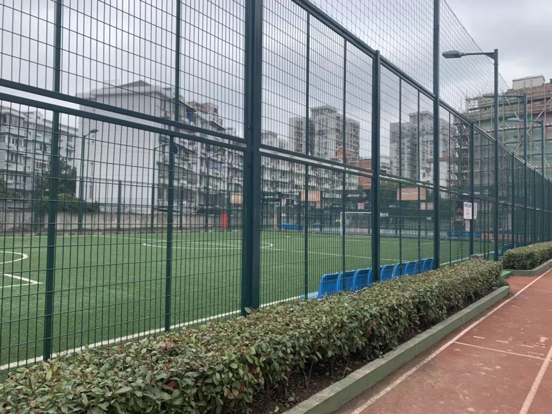 静安体育中心跑道开放时间,静安体育中心免费开放吗