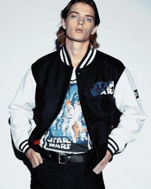 她大概是最不想红的大IP女主角