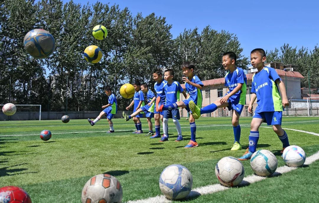 曾任上港集团董事长中国足协新任主席陈戌源：不让金钱玷污足球