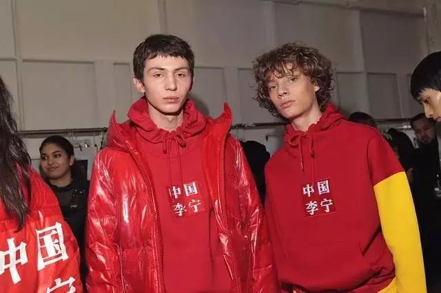 纪念中国航天，Nike推出“逐梦太空”系列球鞋|潮流DimSum