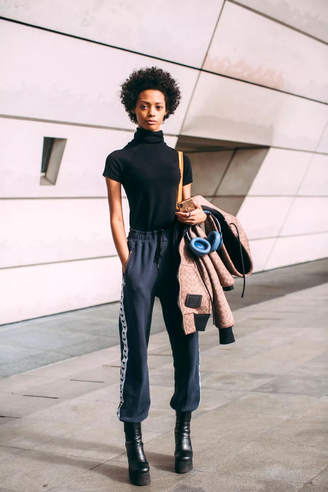 雎晓雯周冬雨吹泡泡,雎晓雯吹泡泡周冬雨