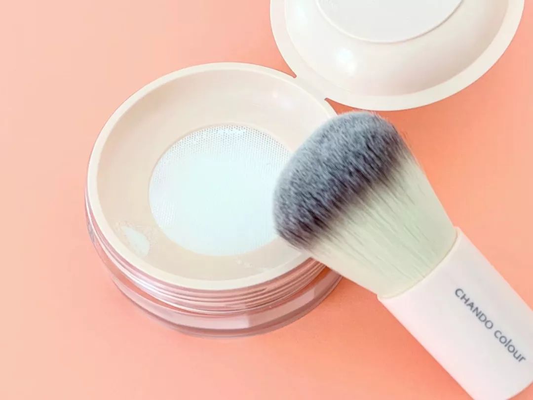 粉底推荐公认好用持妆,持妆比较久的粉底测评