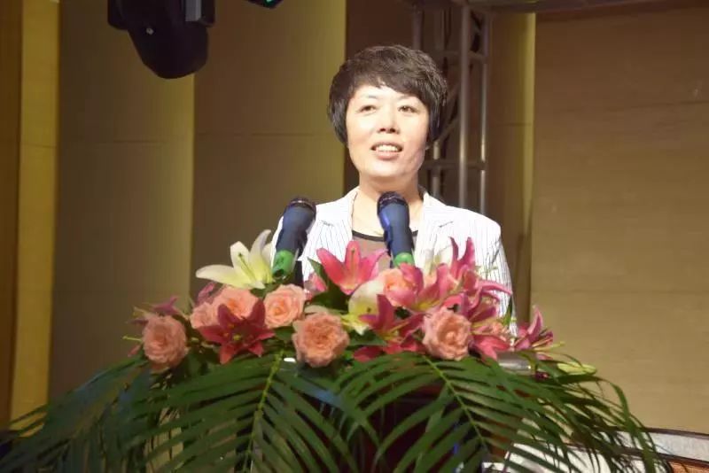 梅河口市举办2019“赏最美秋天跑最美赛道”活动暨聪颖城市发展论坛