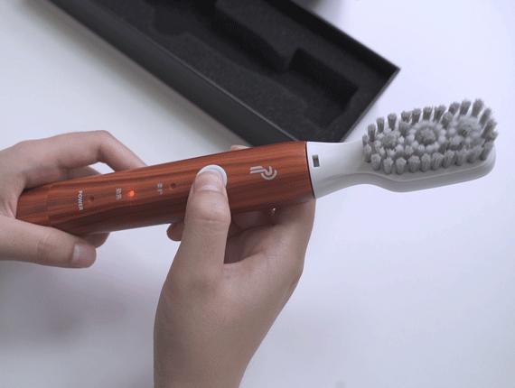 干洗店教你在家轻松洗衣洗鞋,刷鞋干洗神器