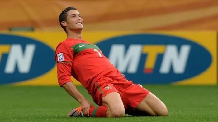 迎大运蓉港公益足球赛门票,成都国际足球邀请赛购票