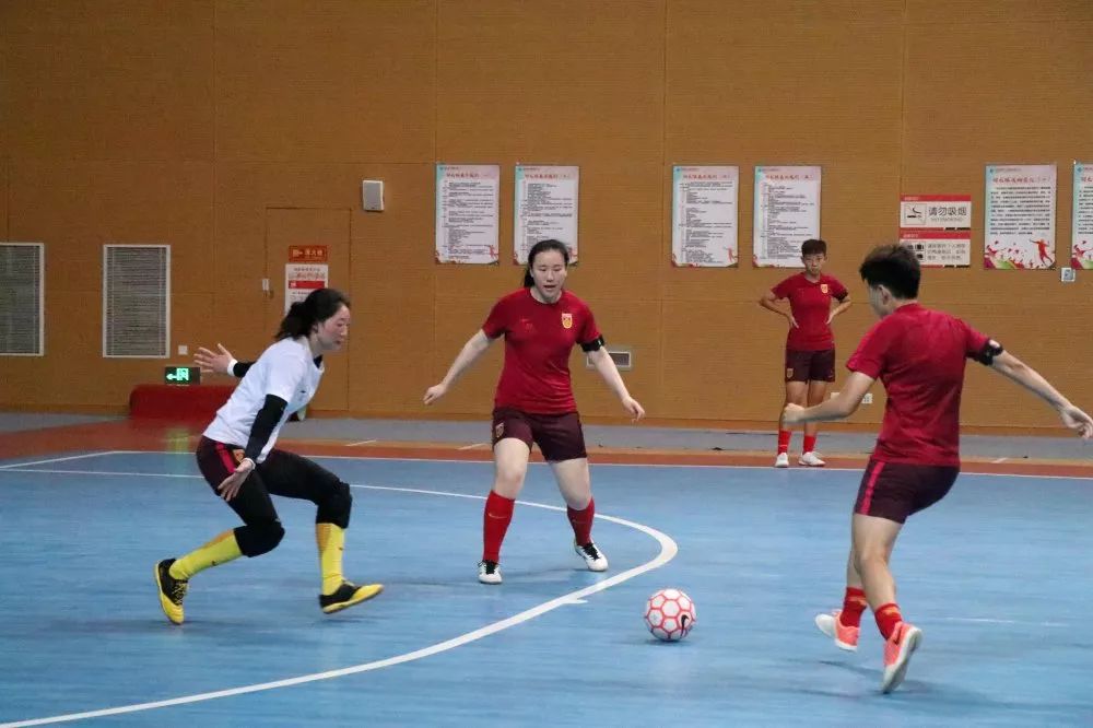 迎大运蓉港公益足球赛门票,成都国际足球邀请赛购票