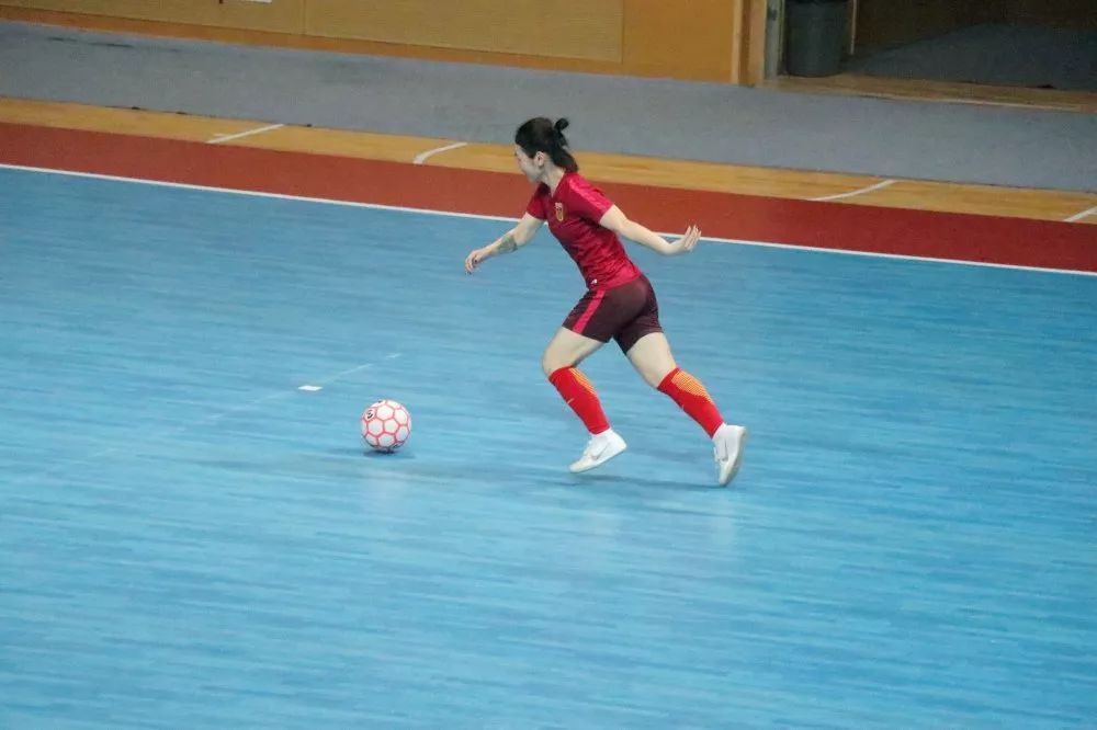 迎大运蓉港公益足球赛门票,成都国际足球邀请赛购票