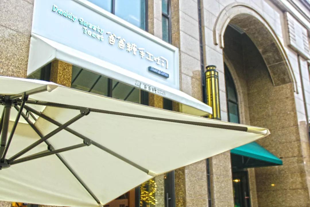 这家店的货柜永远半空！不预约永远没货！上新品永远卖光！今天上新了……