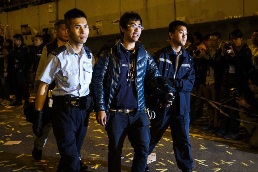 “富二代”*永康周**一步步走向“港独”，是她给埋下的种子