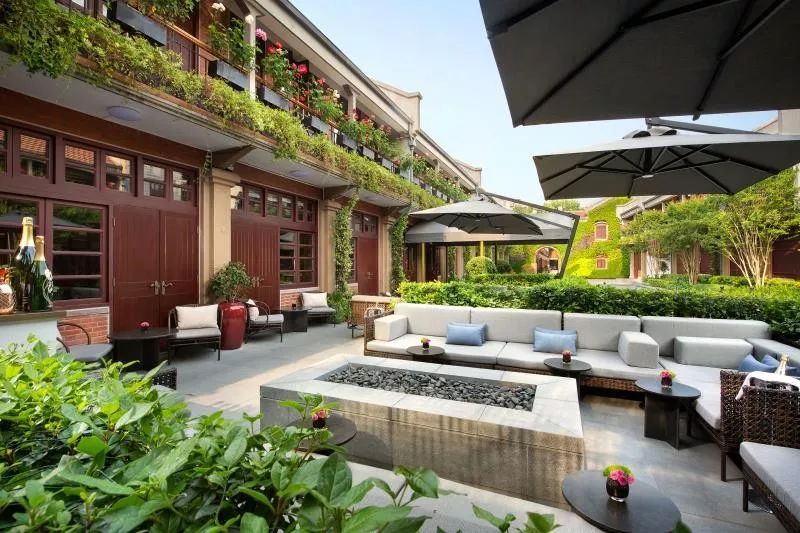 魔都这家精品酒店,看魔都全景的酒店