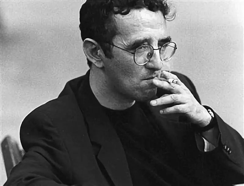 海明威短篇著作,海明威短篇论文