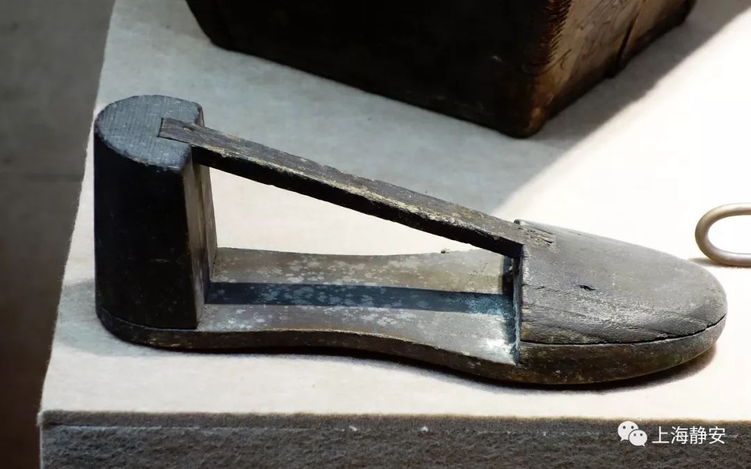 鞋子穿小了怎么能变大呢小妙招,鞋子大了怎么办小妙招自己做