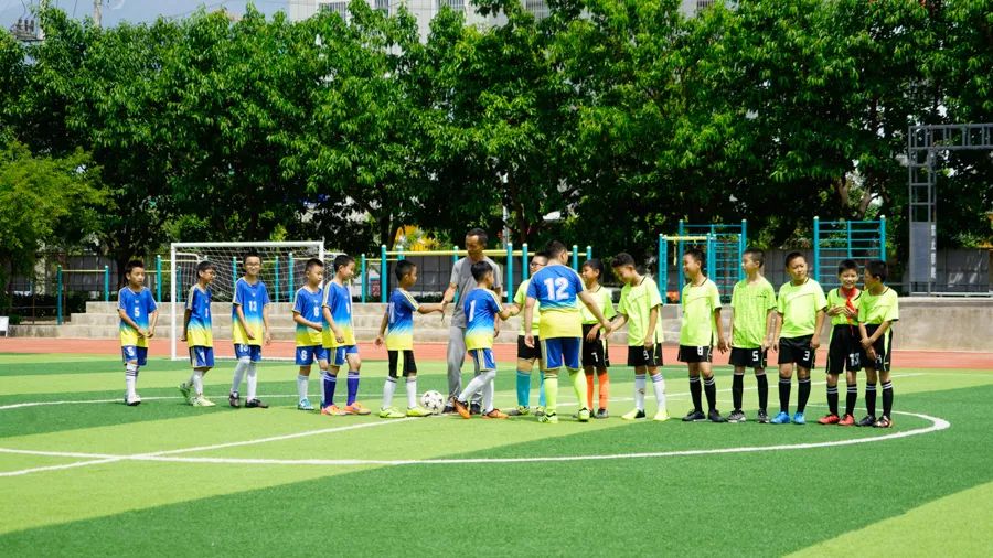 「壮丽70年•奋斗新时代」红色基因代代相传，宾川革命英烈红军小学开学第一课这样上