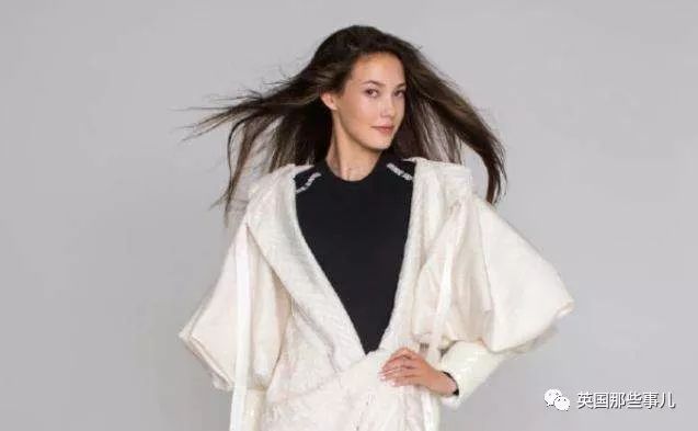 15岁华裔小姑娘获得世界冠军,15岁少女放弃美籍回国