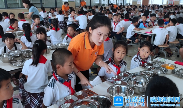 探访明湖路学校：高颜值智能化让人看了就想上学