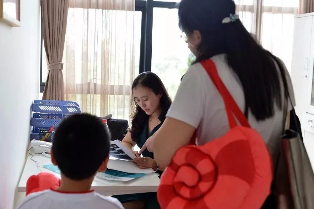 首届朗格罕天使之家医患沟通会议程回顾：多领域专家全面解答罕见病LCH