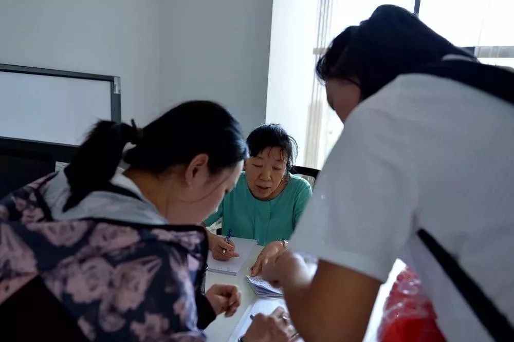 首届朗格罕天使之家医患沟通会议程回顾：多领域专家全面解答罕见病LCH