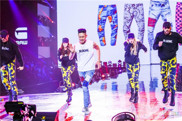 allthewayup说唱巅峰,allthewayup巅峰