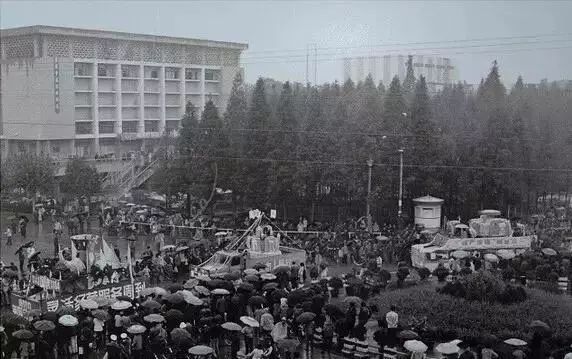 我叫襄阳，这是我的最新名片