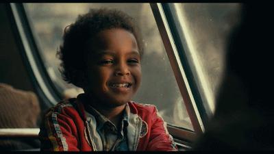 它因为尺度太大，被美国人*制抵**上映……